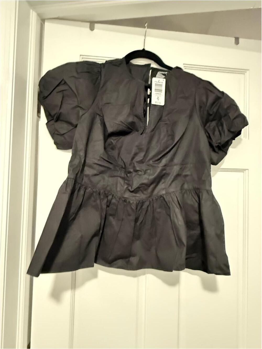 Torrid Peplum Sweetheart Top - Picture 4 of 5